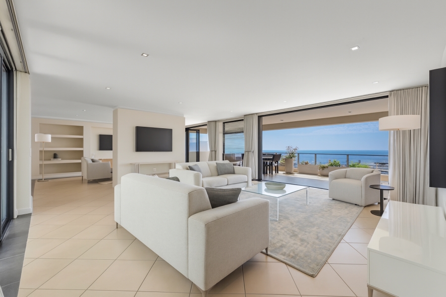 3 Bedroom Property for Sale in Green Point Western Cape